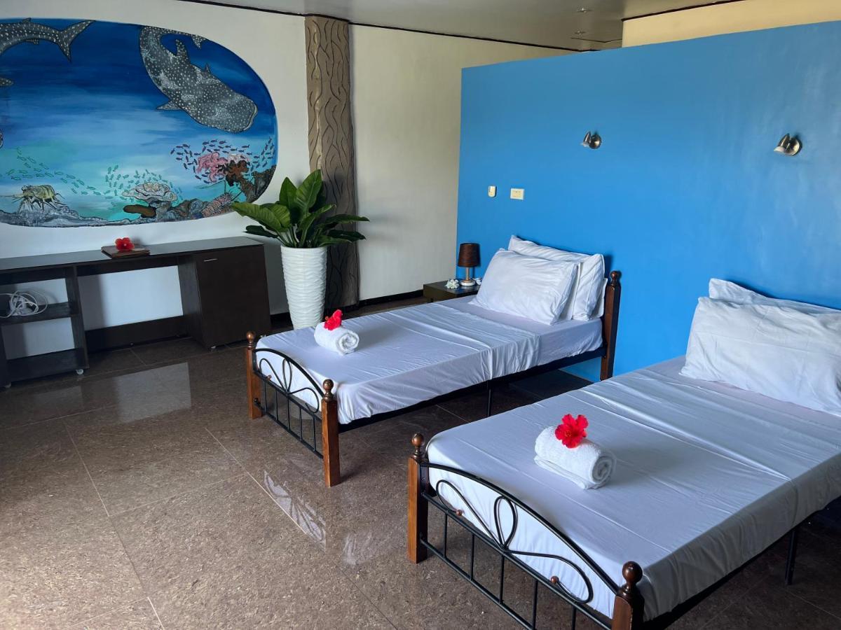 Cabilao Sunset Dive & Beach Resort Loon Екстериор снимка