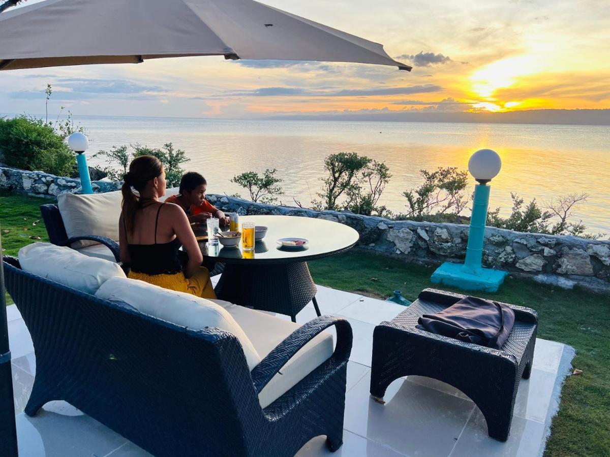 Cabilao Sunset Dive & Beach Resort Loon Екстериор снимка
