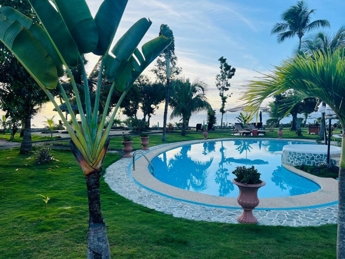 Cabilao Sunset Dive & Beach Resort Loon Екстериор снимка