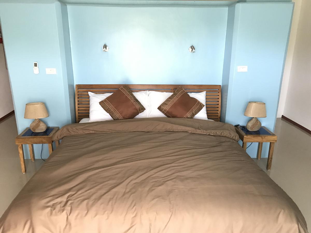 Cabilao Sunset Dive & Beach Resort Loon Екстериор снимка