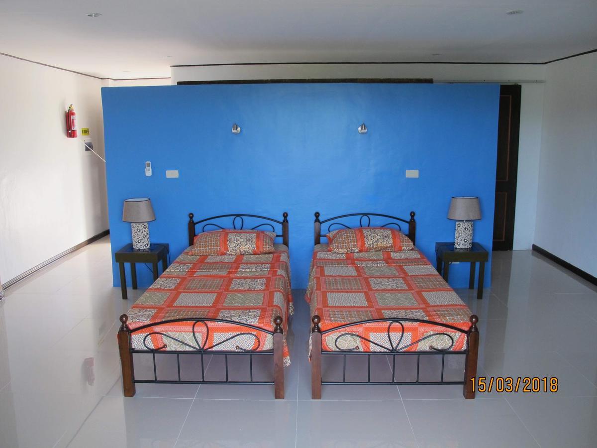 Cabilao Sunset Dive & Beach Resort Loon Екстериор снимка