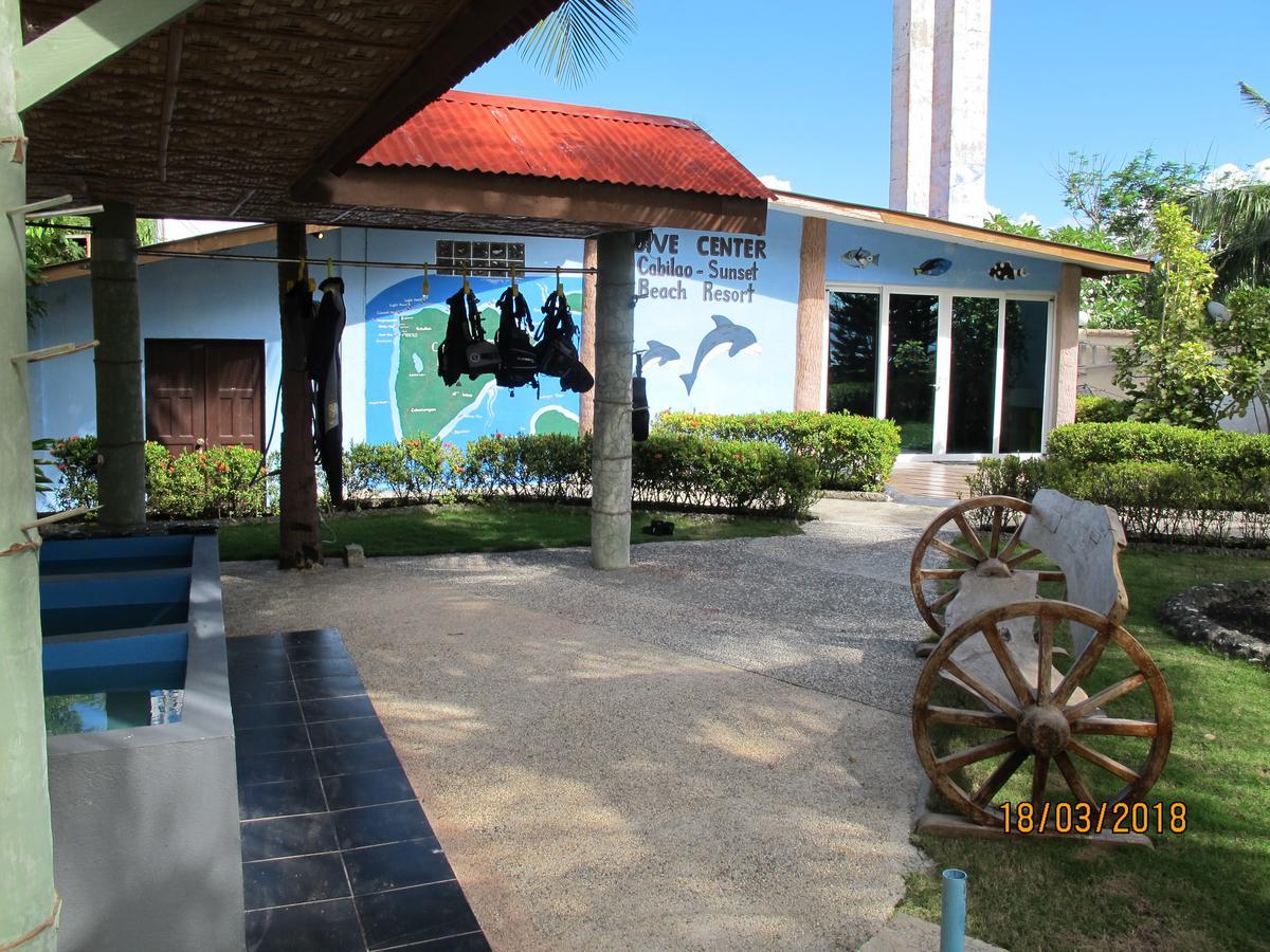 Cabilao Sunset Dive & Beach Resort Loon Екстериор снимка